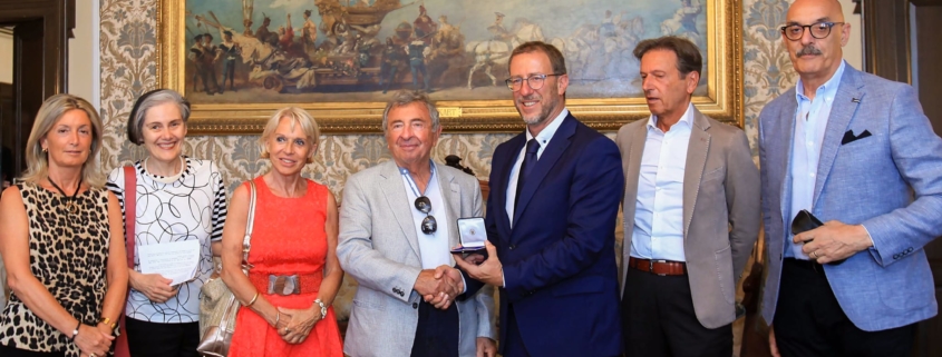 Medaglia bronzea dal Comune di Trieste Associazione Cittaviva